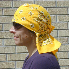 Load image into Gallery viewer, Lemon Yellow Paisley Skulldana®
