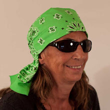 Load image into Gallery viewer, Lime Green Paisley Skulldana®