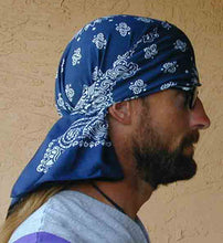 Load image into Gallery viewer, Navy Paisley Skulldana®