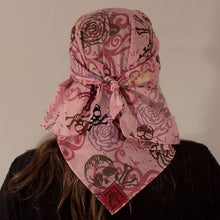 Load image into Gallery viewer, Pink Skulls Skulldana®
